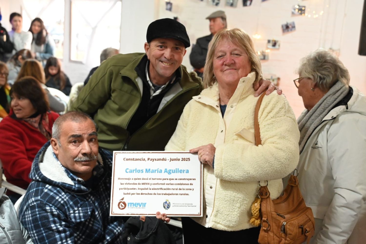 Familias de Paysandu se convirtieron en propietarias de su vivienda